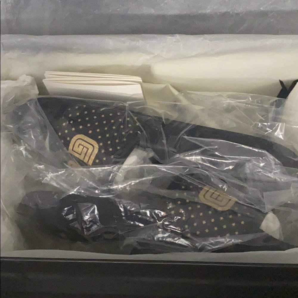 Gucci slides